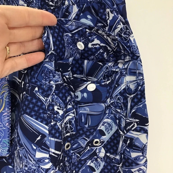 Peter Millar Men’s NWOT Seaside Swim Trunks Lined Blue Cocktails Size M - Picture 8 of 10